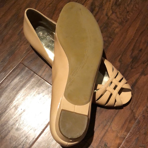 Authentic Stuart Weitzman flats - Picture 5 of 6
